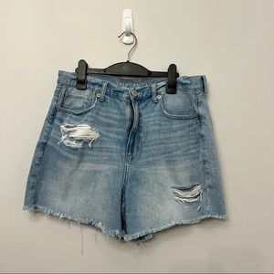 AE Mom Shorts